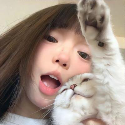 微光下的蓝色男孩海报
