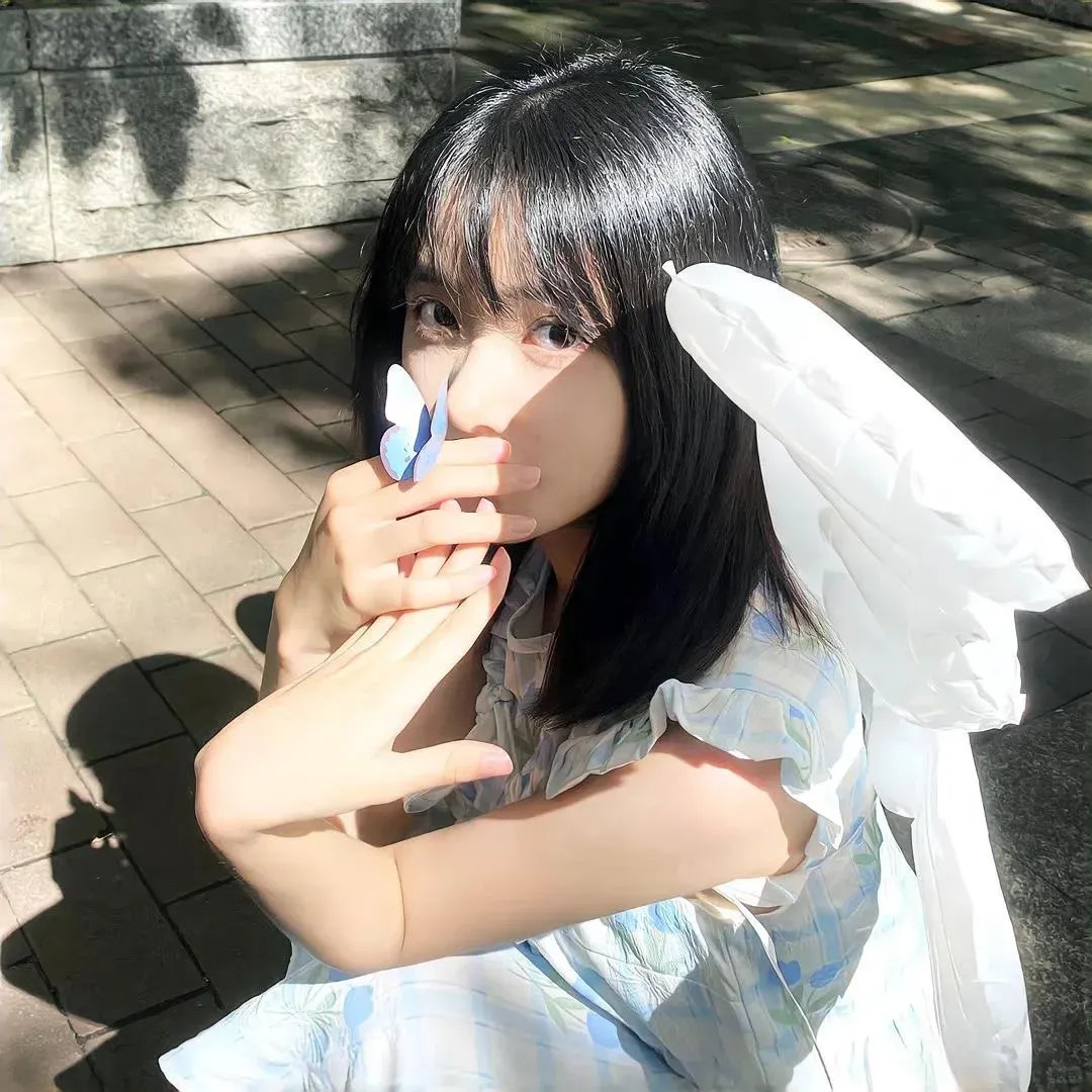 江湖龙女海报